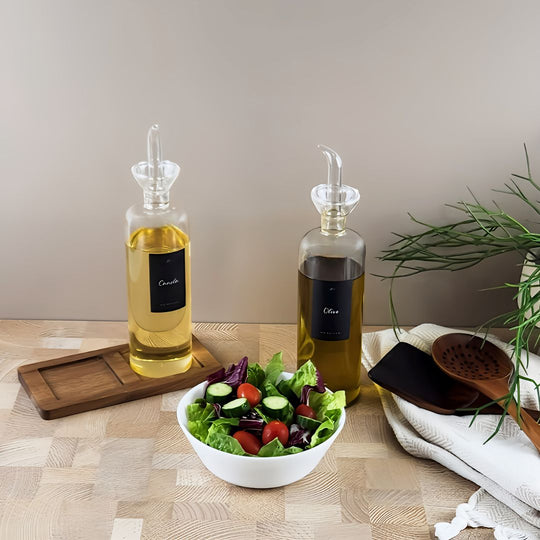 Yuli-oil-decanters-with-tray-with-salad